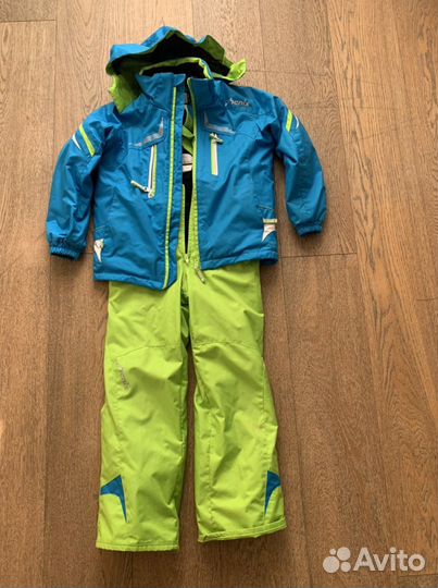 Горнолыжные ботинки atomic и костюм