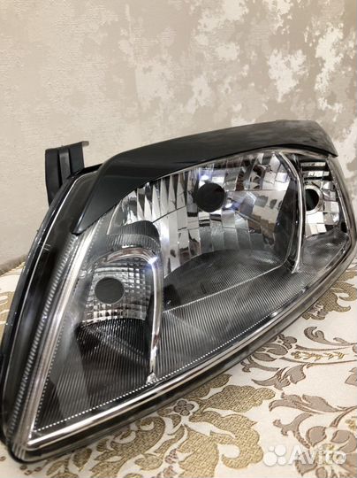 Новые Передние фары на Лада Гранта 2190