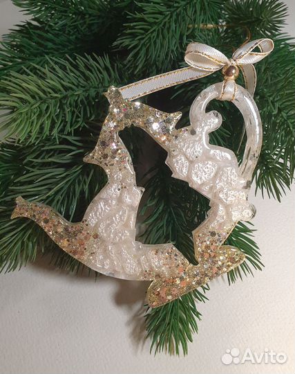 Новогодние игрушки из эпоксидной смолы