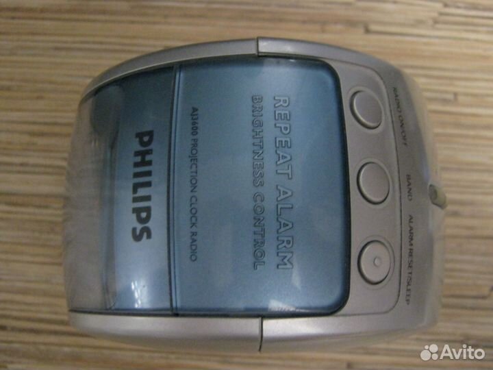 Philips AJ3600/00C часы с проекцией времени, радио