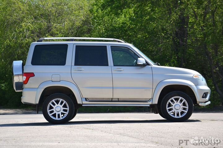 Защита порогов окантовка 51 мм (нпс) UAZ Patriot