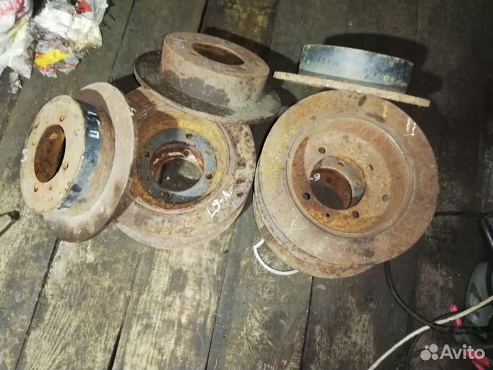 Диск тормозной задний Митсубиси Лансер 9