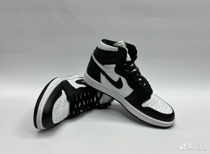 Кроссовки Nike Air Jordan 1 Black & White Люкс