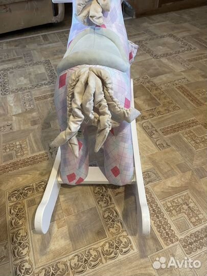 Качалка лошадь