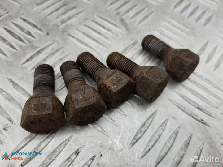 Болт колесный Alfa Romeo 156 932 2000 60658212