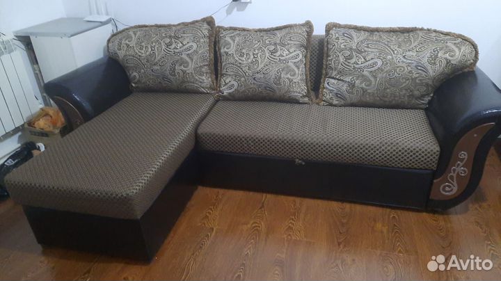 Угловой диван