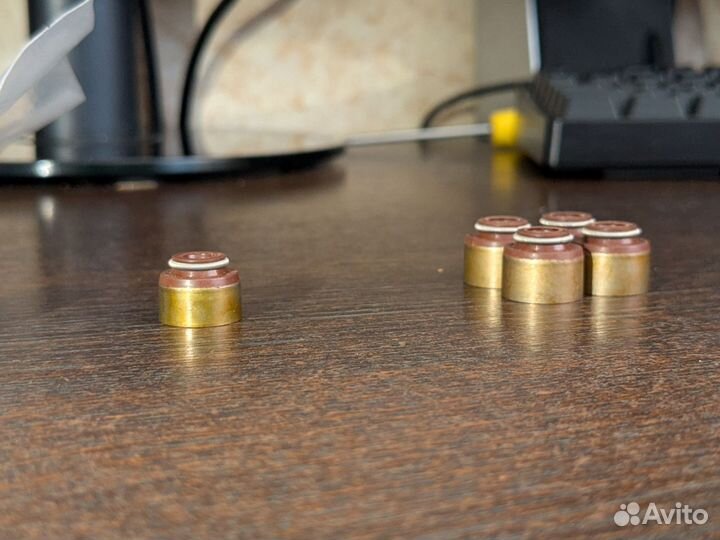 Маслосьемные колпачки mitsubishi 6g74