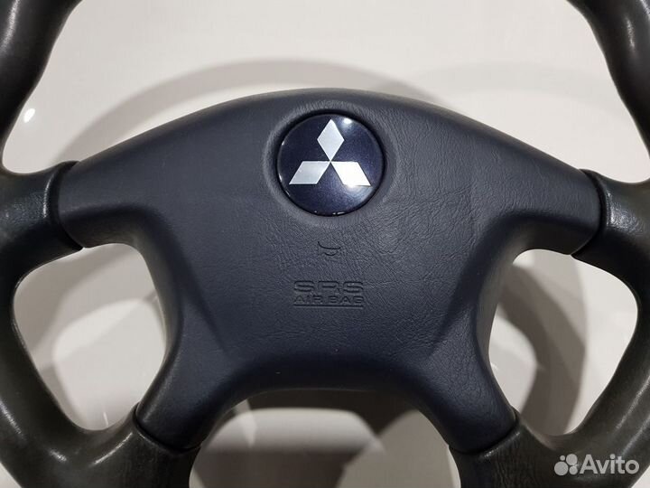 Mitsubishi Outlander руль С подушкой безопасности