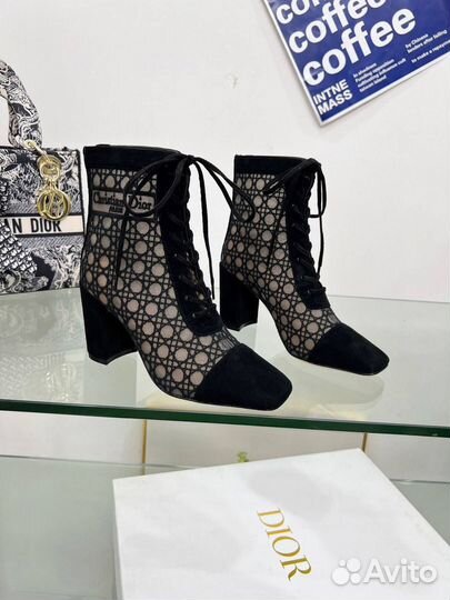 Батальоны женские dior