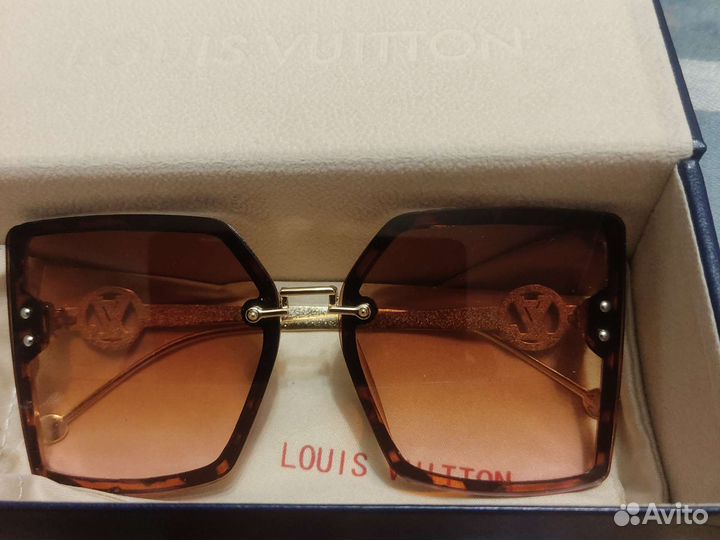 Солнцезащитные очки женские оригинал