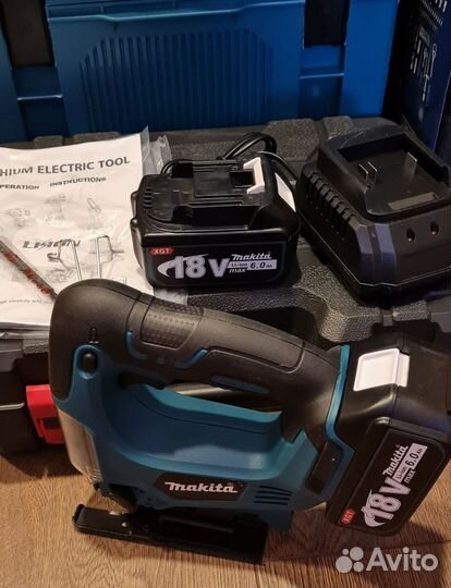 Лобзик аккумуляторный Makita в кейсе+2акб+зарядка