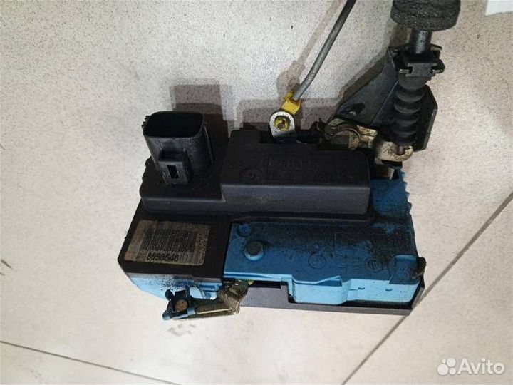 Замок двери передней правой Volvo XC90 2002-2014