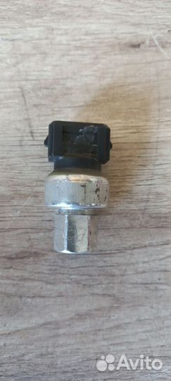 Датчики кондиционера S40 S80 XC60 V70 V60 v50