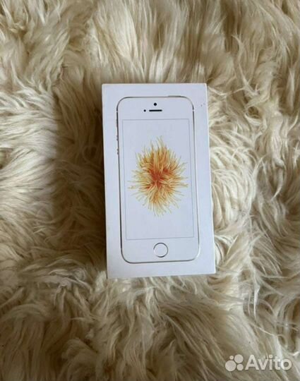 Коробка от iPhone SE 32g