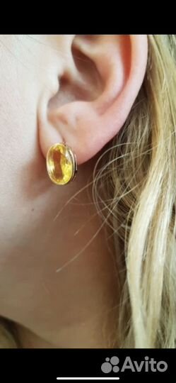 Серьги с цирконами под цитрин
