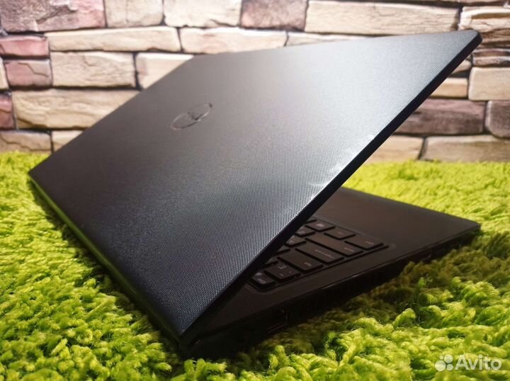 Мощнейший 16-гиговый Dell Core i5-7200 SSD FullHD