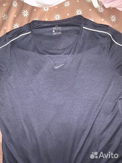 Теннисная одежда nike и asics