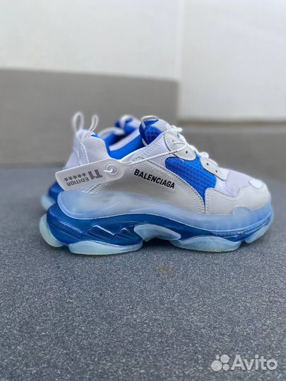 Кроссовки balenciaga triple s женские