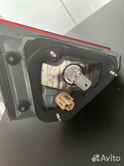 Фонарь внутренний правый LADA Vesta