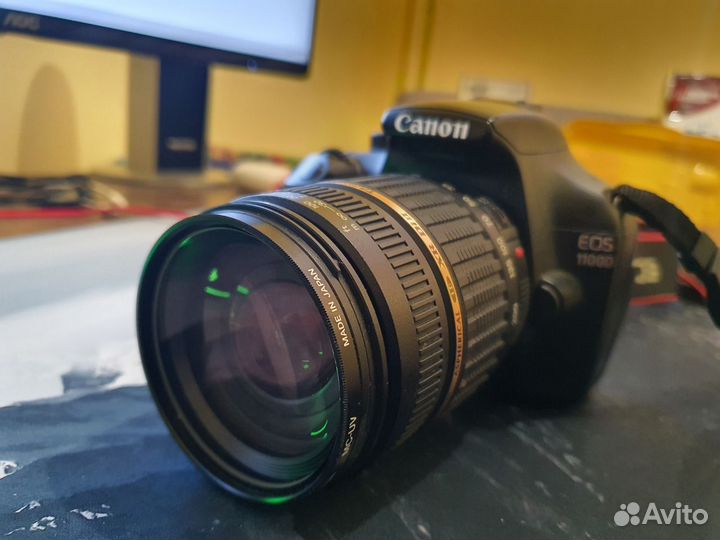 Зеркальный фотоаппарат Canon EOS 1100D