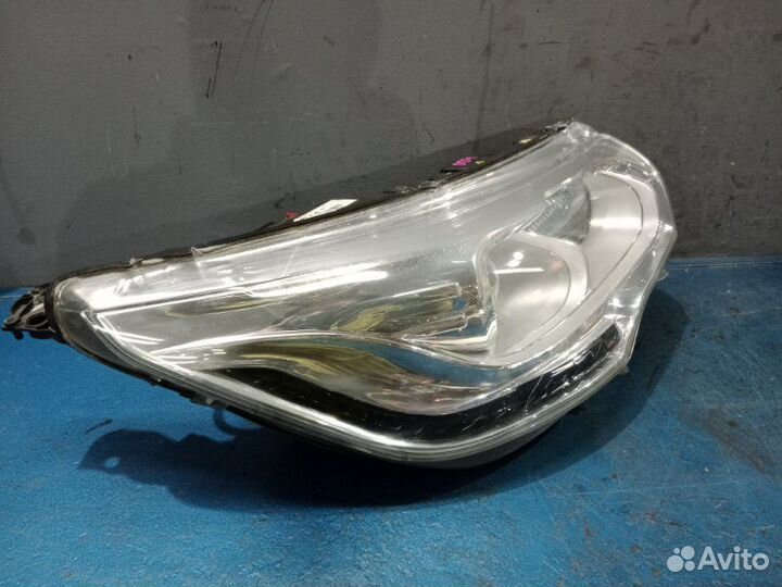 Фара ксенон правая Citroen Ds4 N