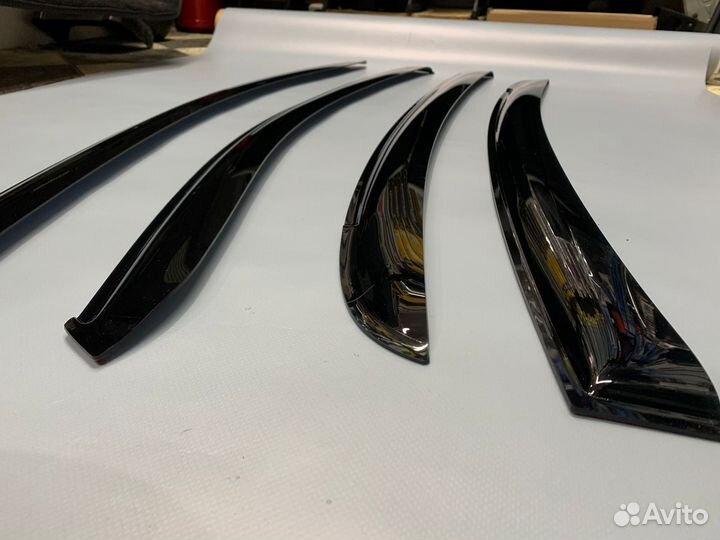 Дефлекторы на окна для Toyota Camry 70