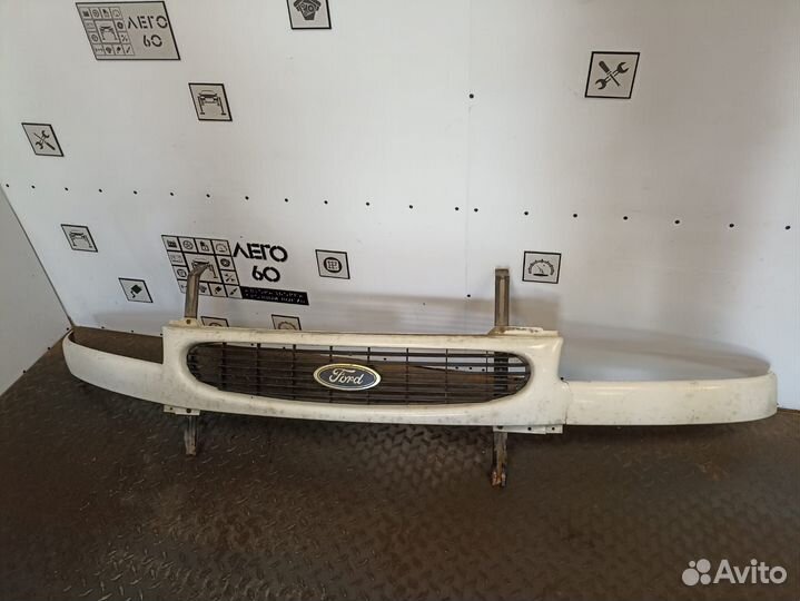 Решетка радиатора для Ford Transit