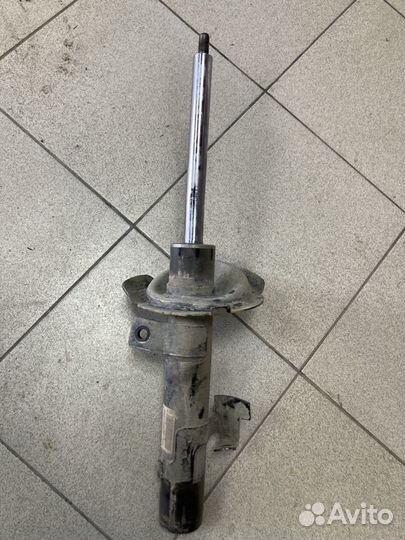 Стойка передняя левая ford Focus RS/Focus ST