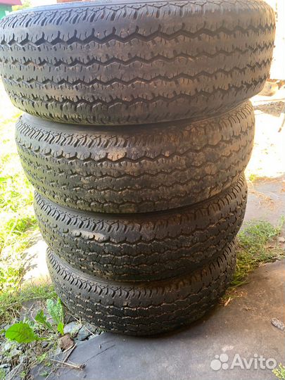 Hankook Radial 884 215/75 R15 25B