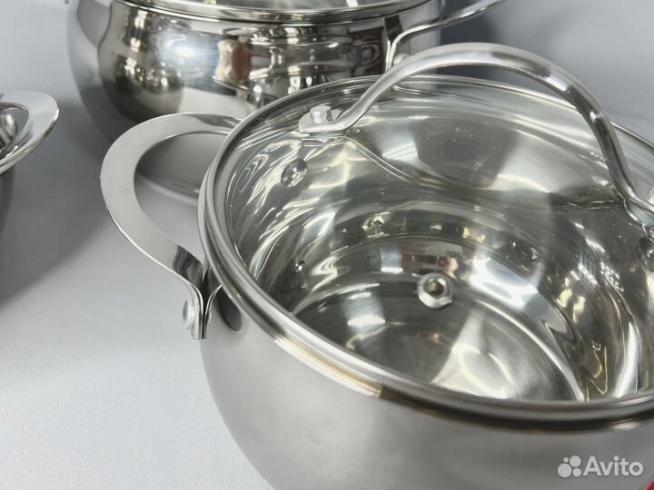 Набор кастрюль для индукционных плит