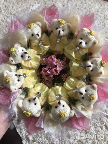 Букет из игрушек