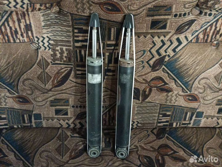 Запчасти на volkswagen passat Б6