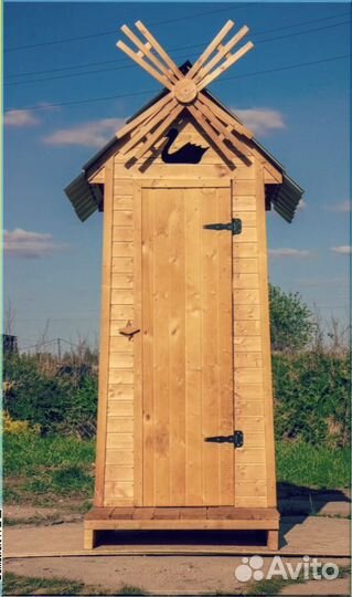 Уличный туалет с декором чря 573