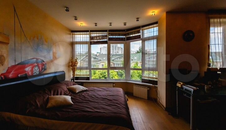 4-к. квартира, 262 м², 4/4 эт.