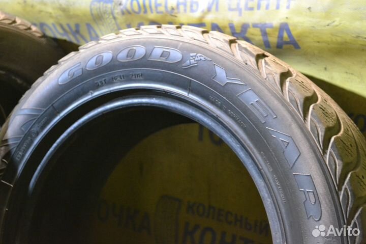 Goodyear UltraGrip Extreme 225/60 R17