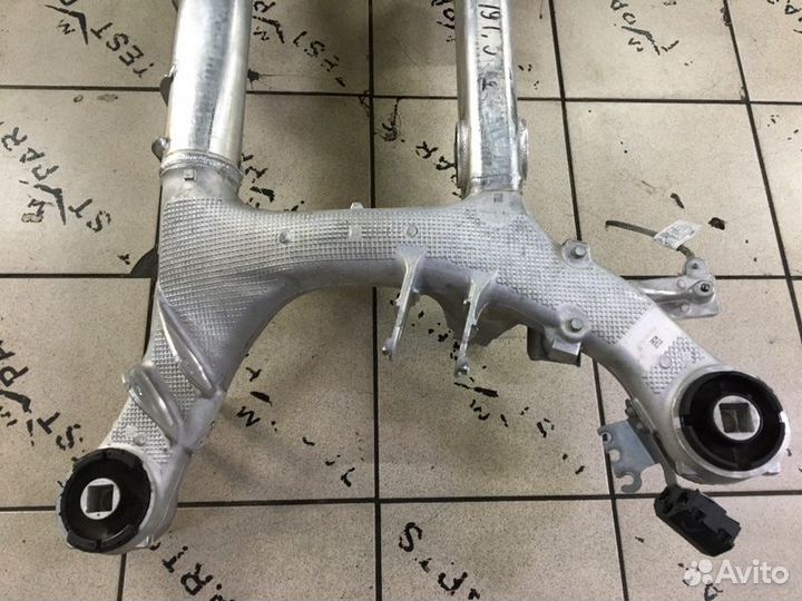 Подрамник (балка моста) задний Bmw X5 X6 F95 F96