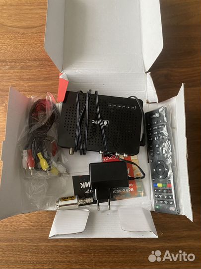 Спутниковое тв МТС (приставка + тарелка)