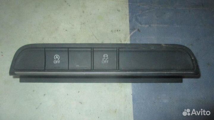 Кнопка многофункциональная Audi Q3 2011 - Наст