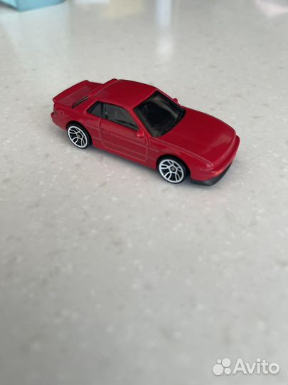 Hot wheels машинки