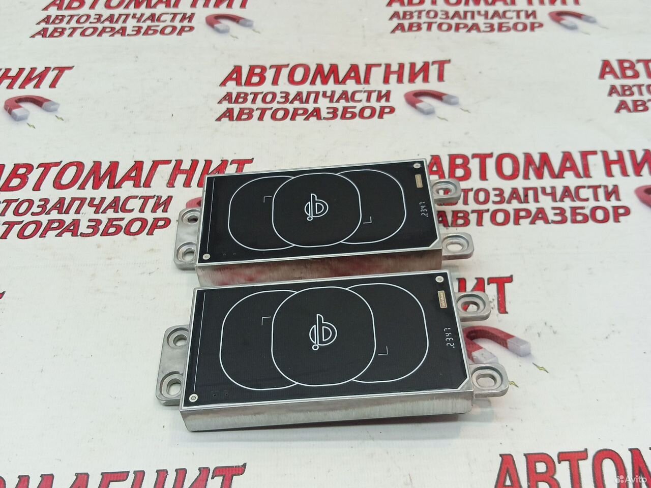 Зарядка беспроводная Lixiang L7 Лисян л7 ли7