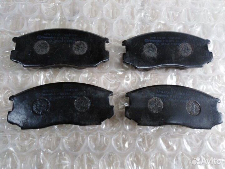 Колодки дисковые передние Mitsubishi Lancer