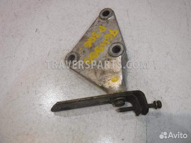 Кронштейн генератора Пежо