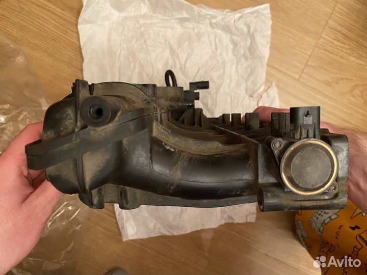 Впускной коллектор