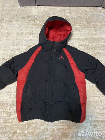 Пуховик jordan essentials