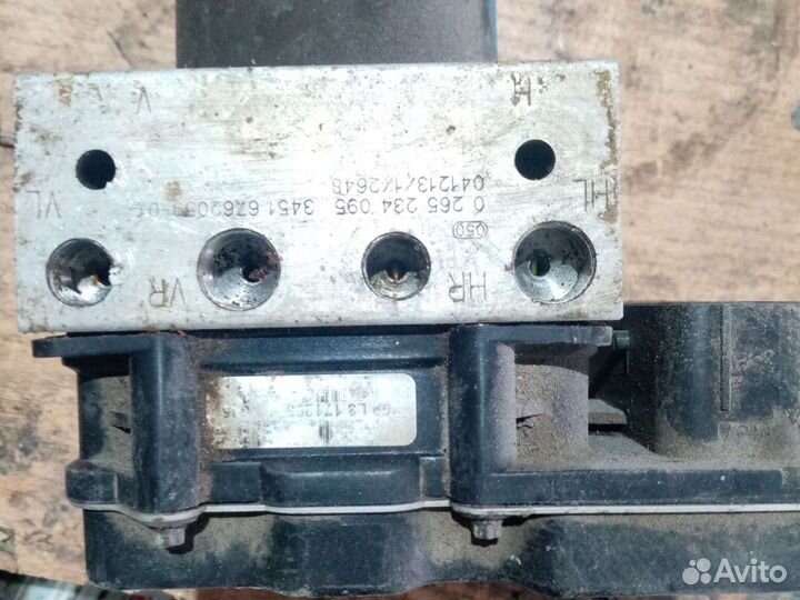 Блок абс BMW x5 e53