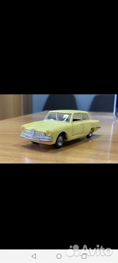 Машина коллекционная 1:43