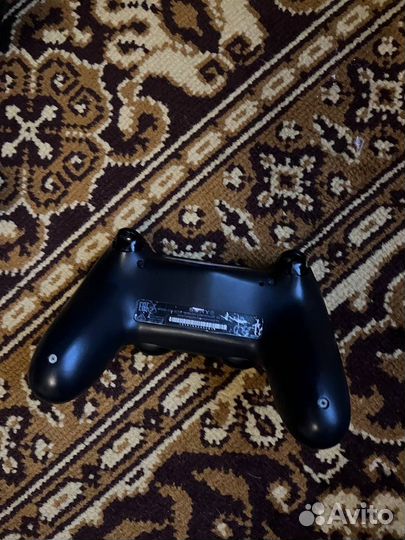 Игровая приставка ps4