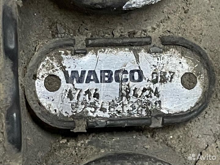 Энергоаккумулятор передний Volvo FH 3 2015