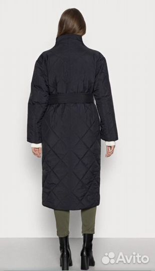 Пальто фирмы Аркет новое L чёрное