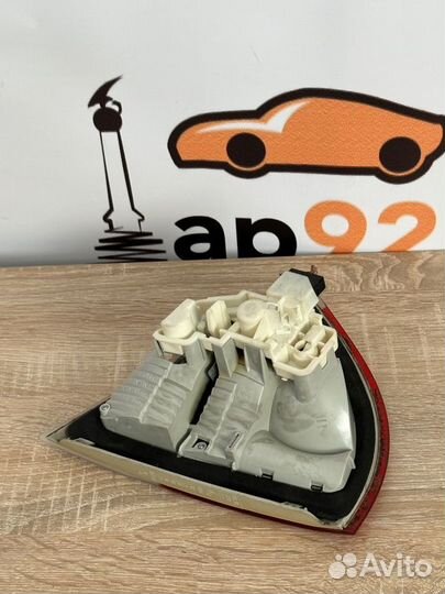 Стоп-сигнал правый Bmw 3-Series E91 N46B20B 2007